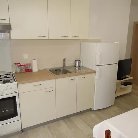 Apartment Cozy Retreat By The Sea Puntamika Zadar