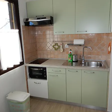 Cozy Retreat By The Sea Puntamika Apartment